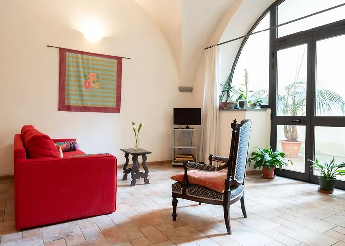 Characteristic Apartment In The Center Of Florence