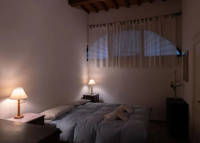 Characteristic Apartment In The Center Of Florence